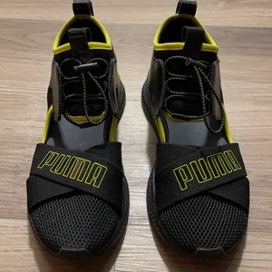 Puma Sneakers